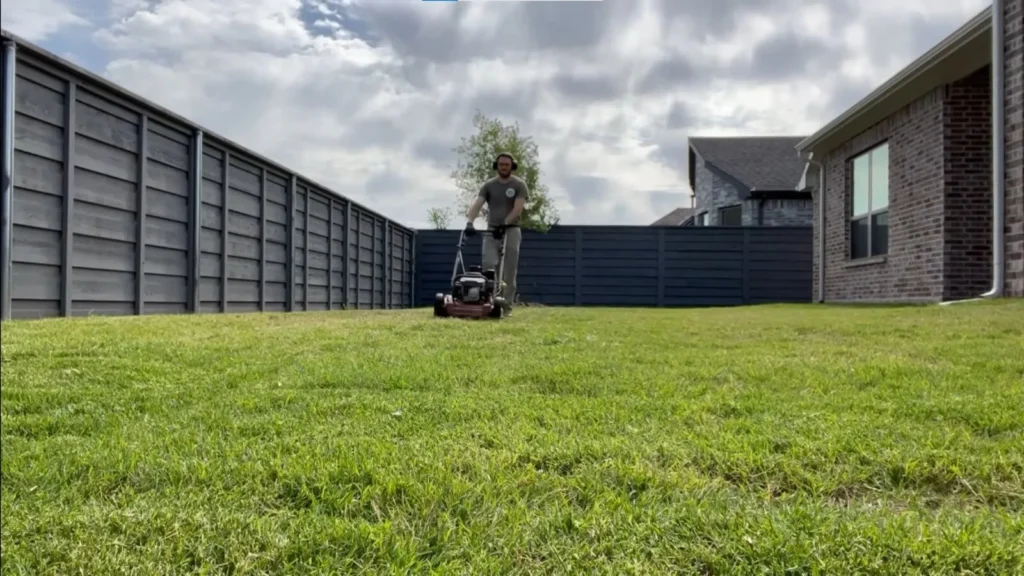 Lawn edging service detail work in Chula Vista yard