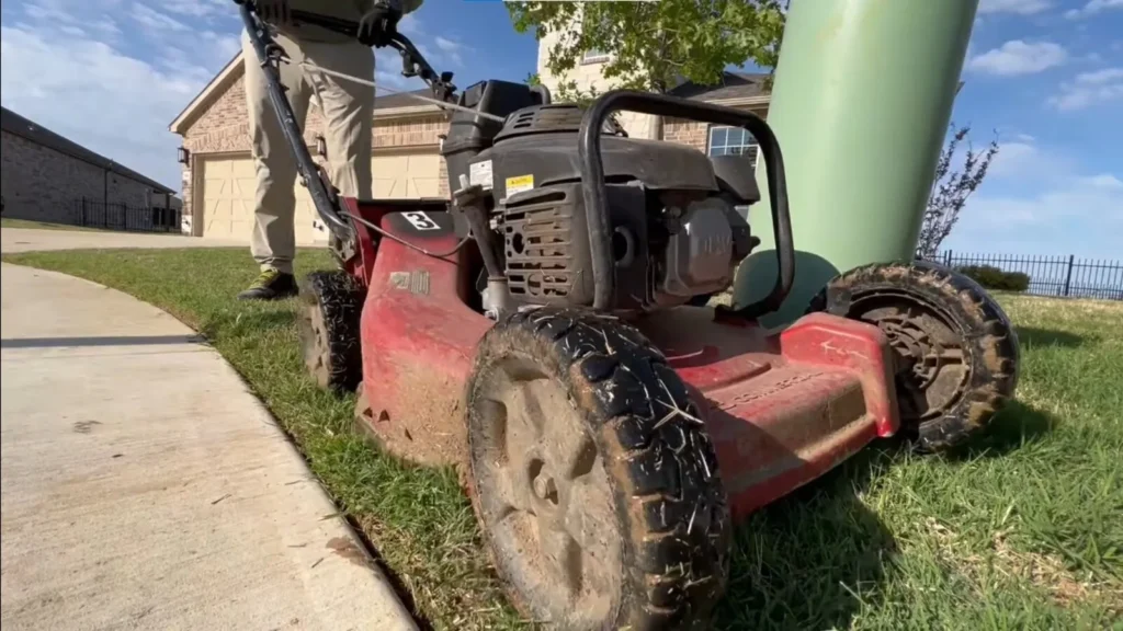 Professional lawn mowing service in Eastlake Chula Vista neighborhood